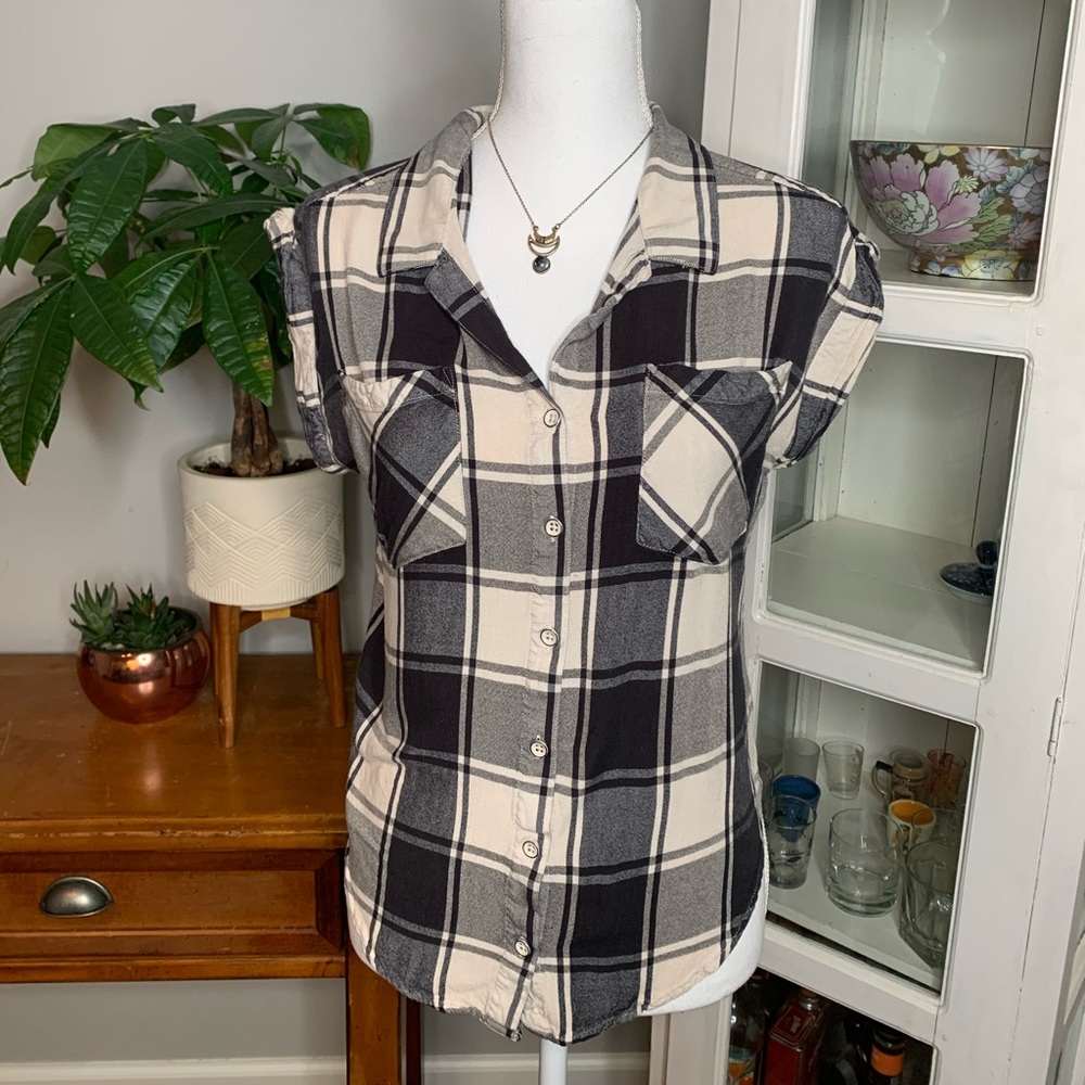 JACHS GF Sleeveless Plaid Button Down